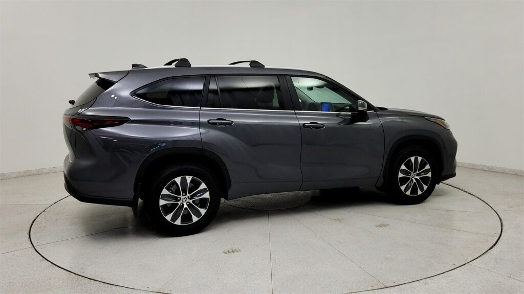 2024 Toyota Highlander LE Laurel MD