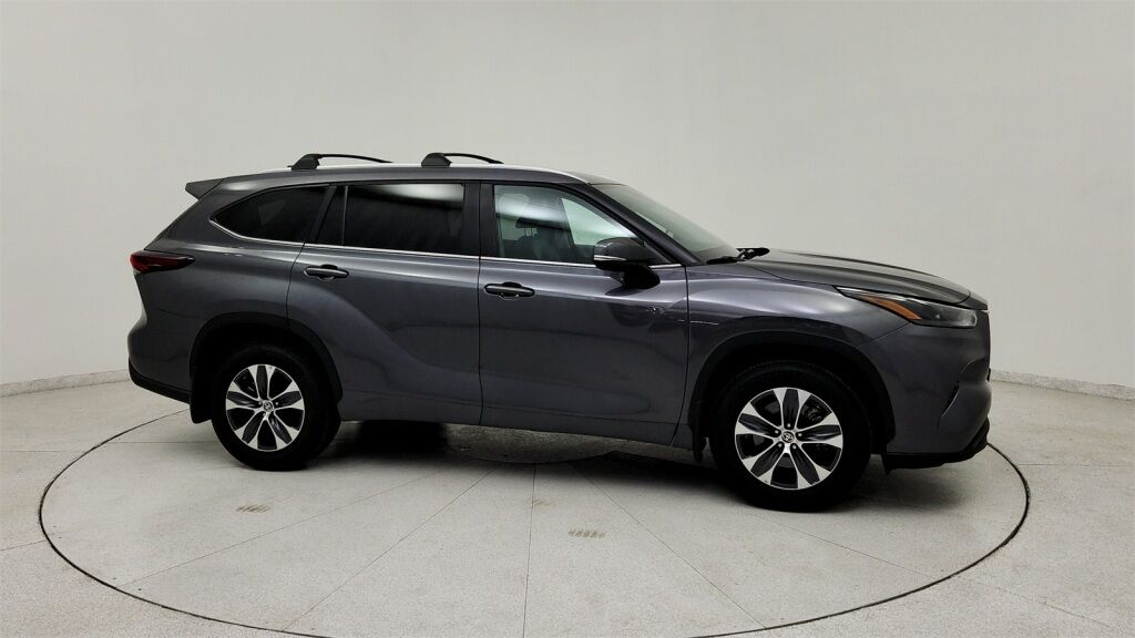 2024 Toyota Highlander LE Laurel MD