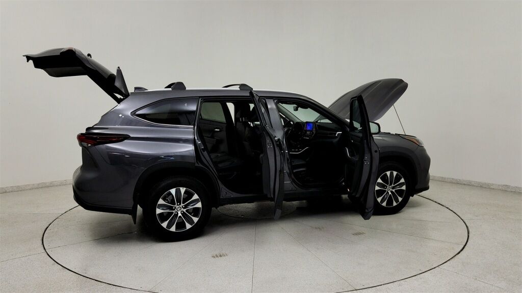 2024 Toyota Highlander LE Laurel MD