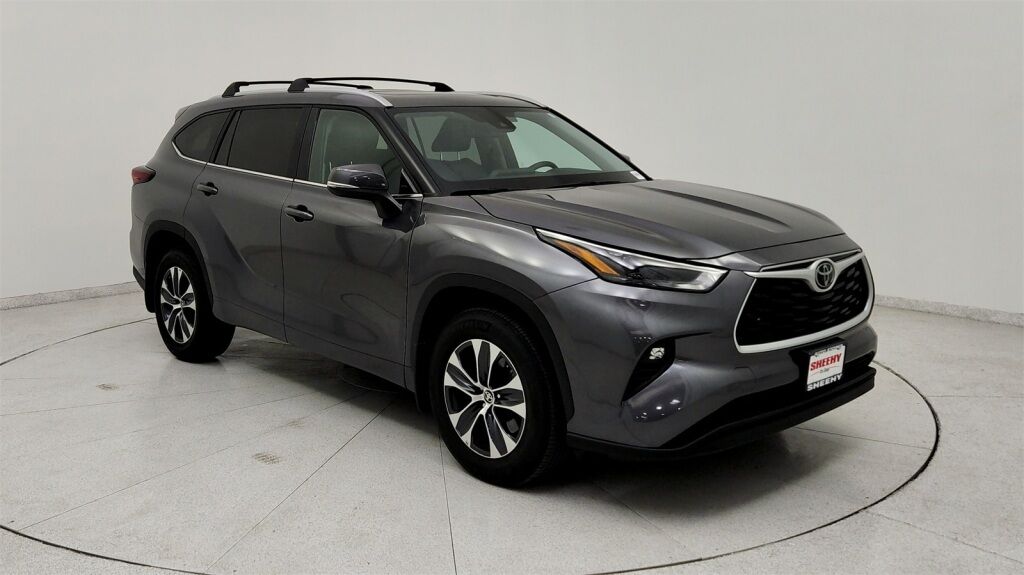 2024 Toyota Highlander LE Laurel MD