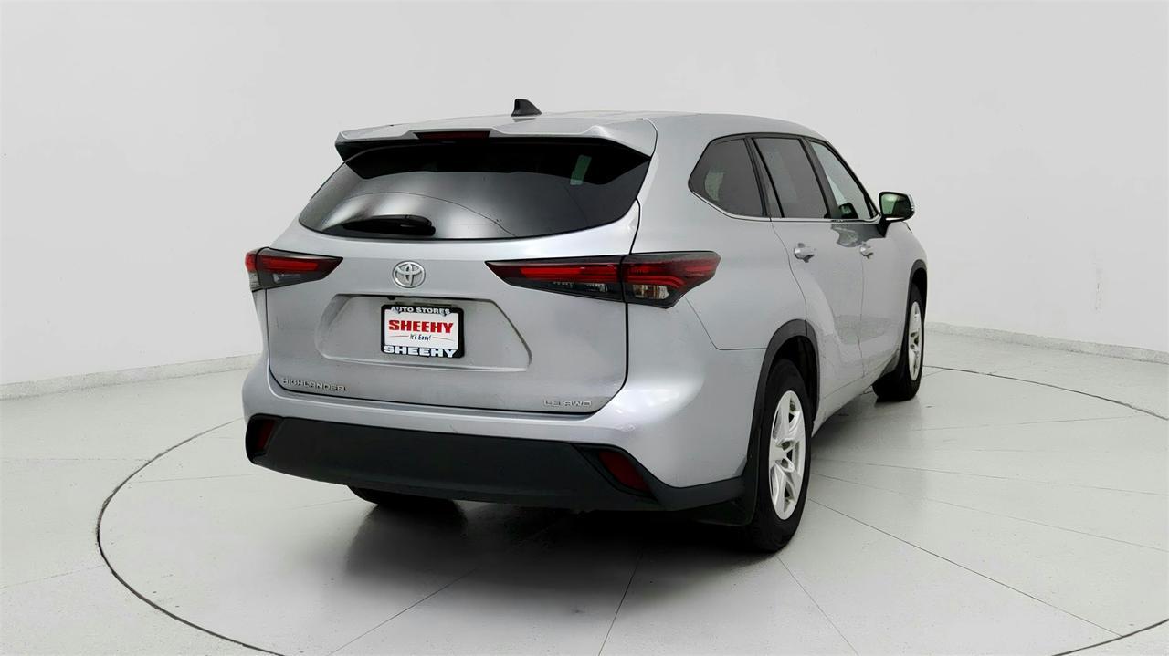 2024 Toyota Highlander LE Fredericksburg VA