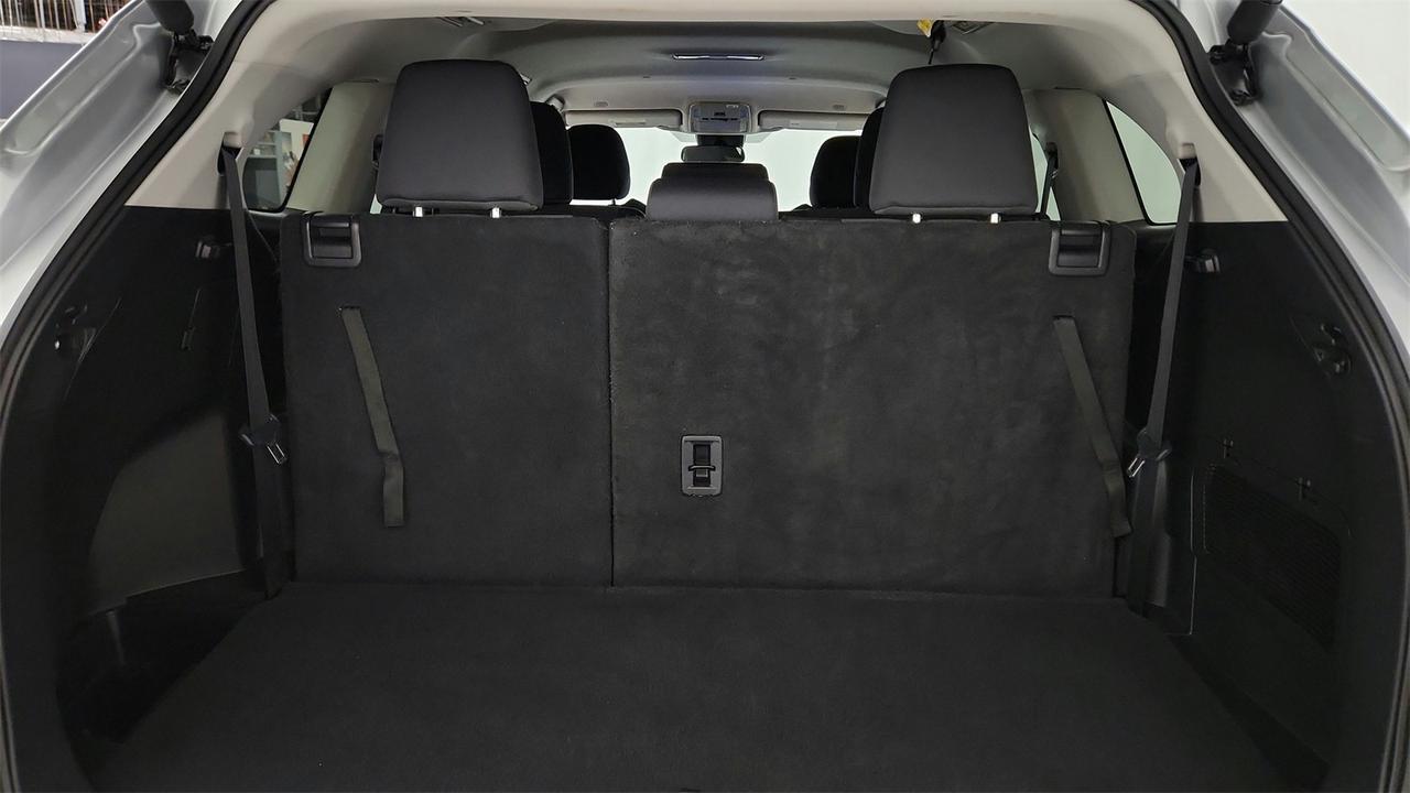 2024 Toyota Highlander LE Fredericksburg VA