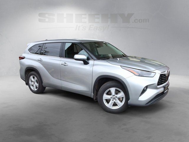 2024 Toyota Highlander LE Fredericksburg VA