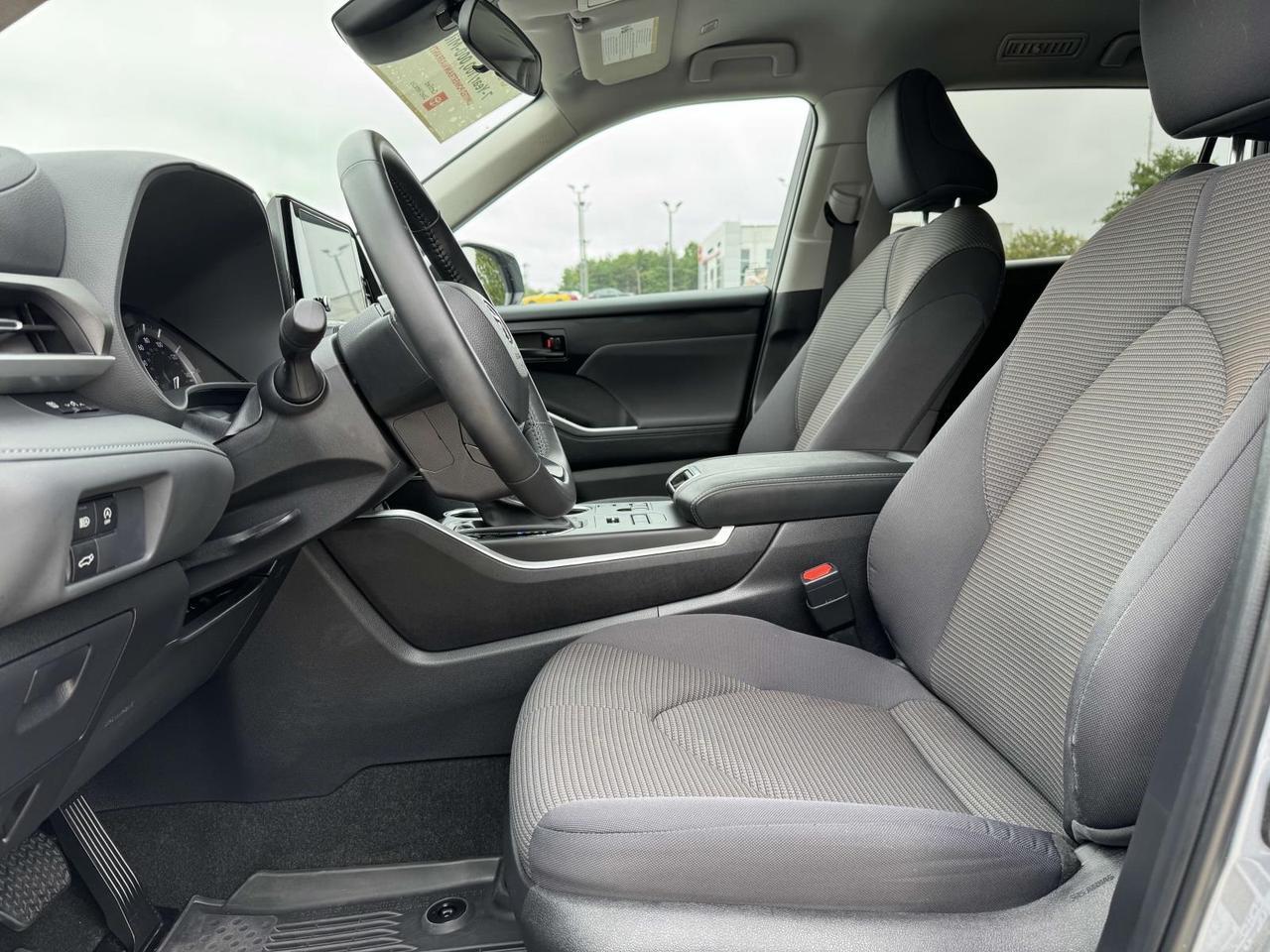 2024 Toyota Highlander LE Fredericksburg VA