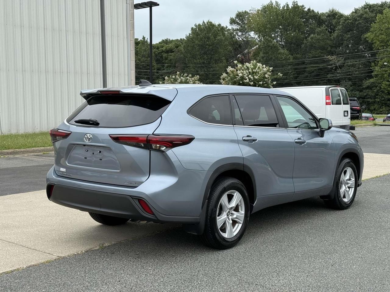 2024 Toyota Highlander LE Fredericksburg VA