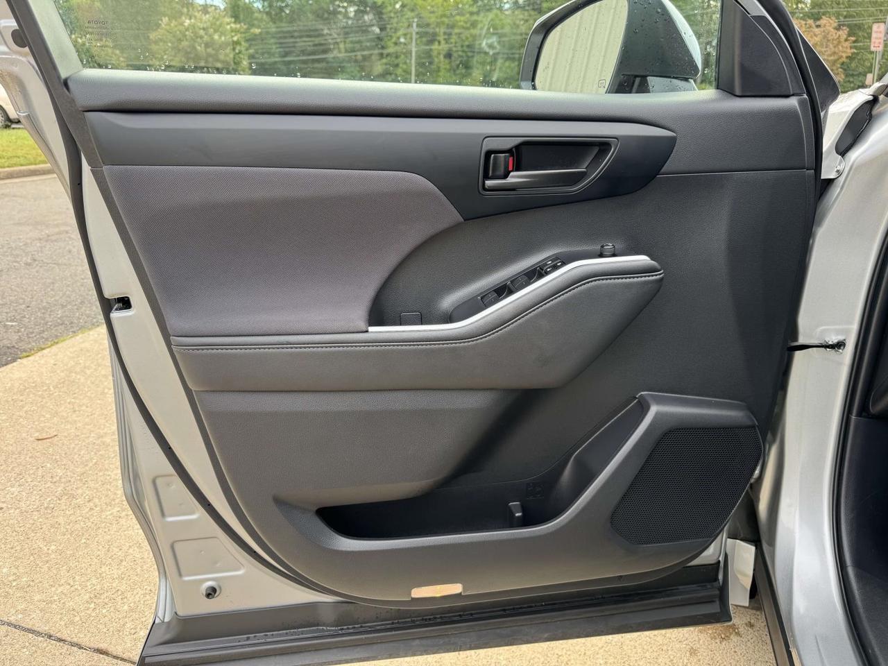 2024 Toyota Highlander LE Fredericksburg VA