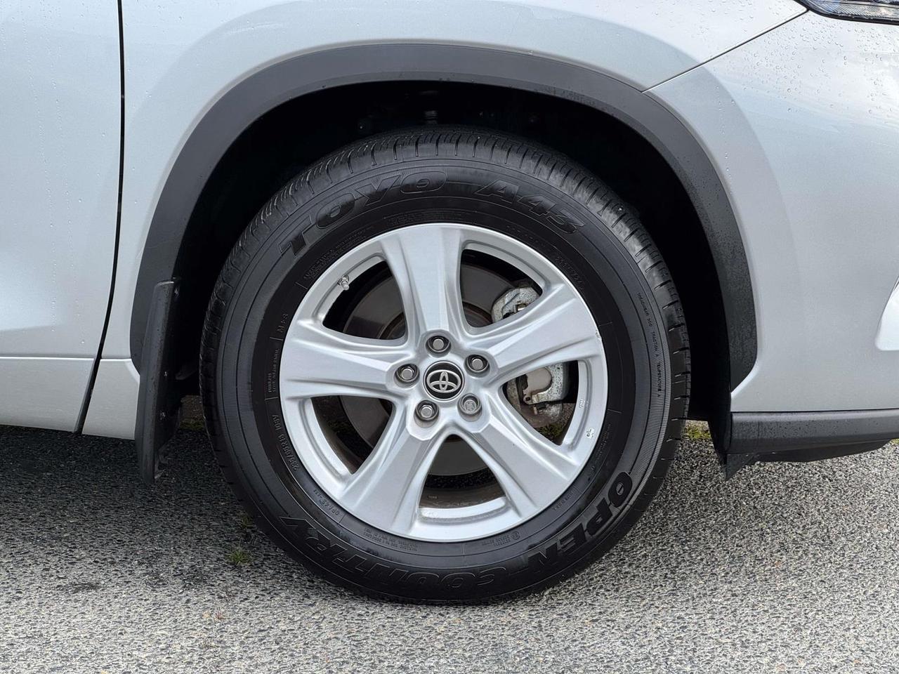 2024 Toyota Highlander LE Fredericksburg VA