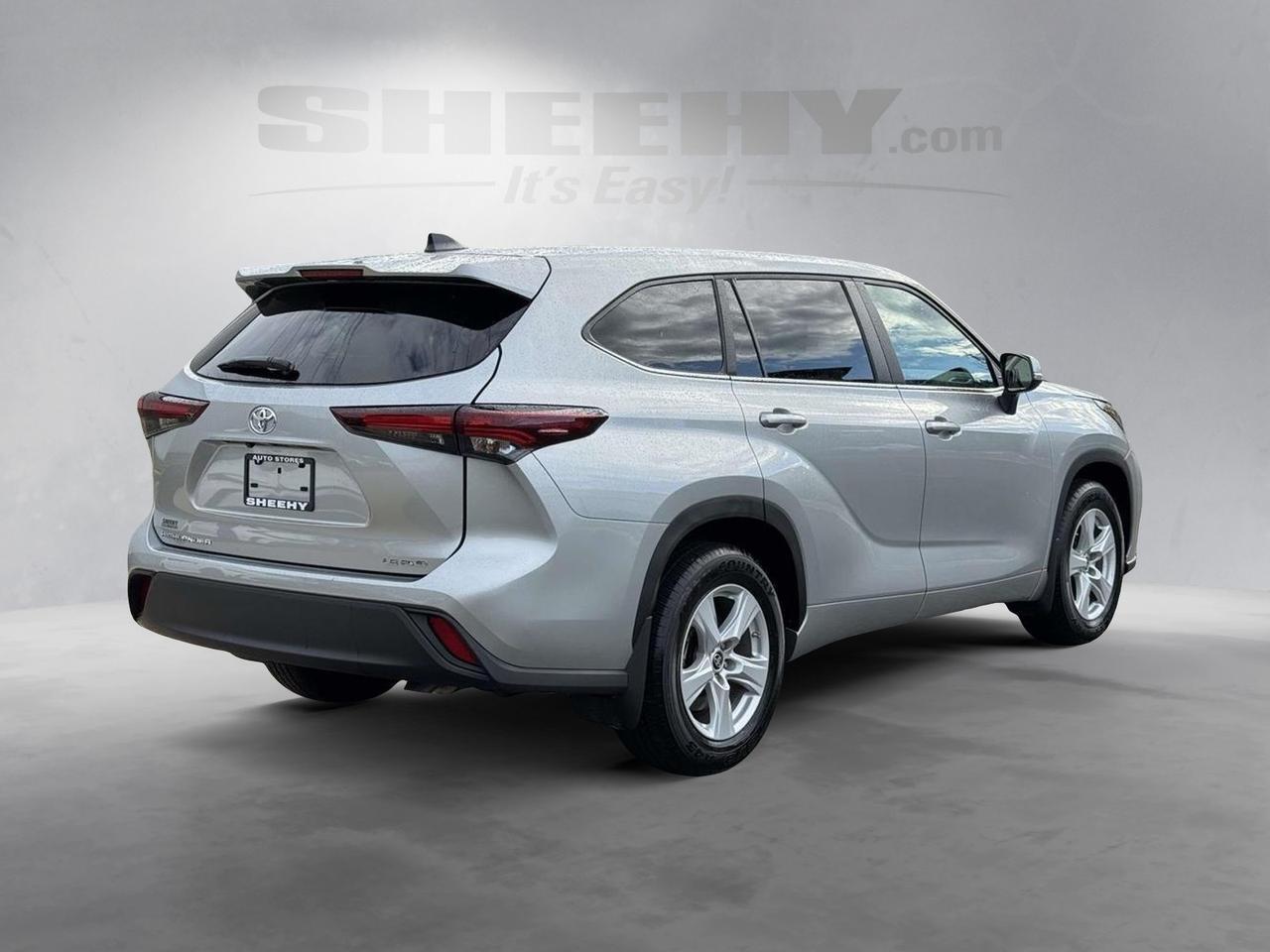 2024 Toyota Highlander LE Fredericksburg VA