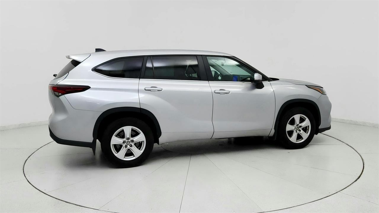 2024 Toyota Highlander LE Fredericksburg VA