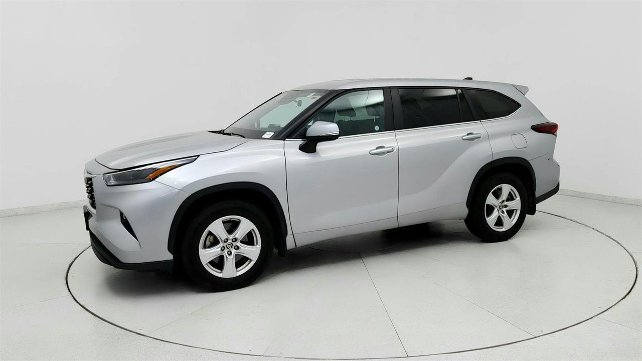 2024 Toyota Highlander LE Fredericksburg VA