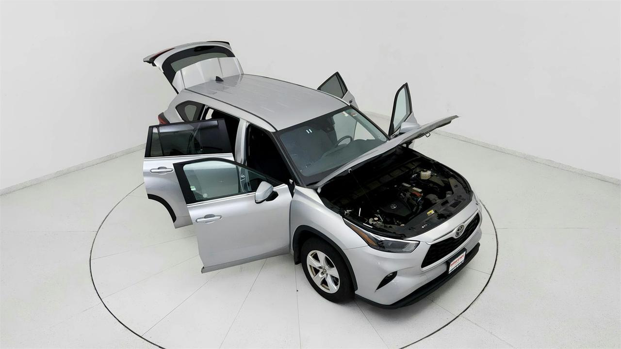 2024 Toyota Highlander LE Fredericksburg VA