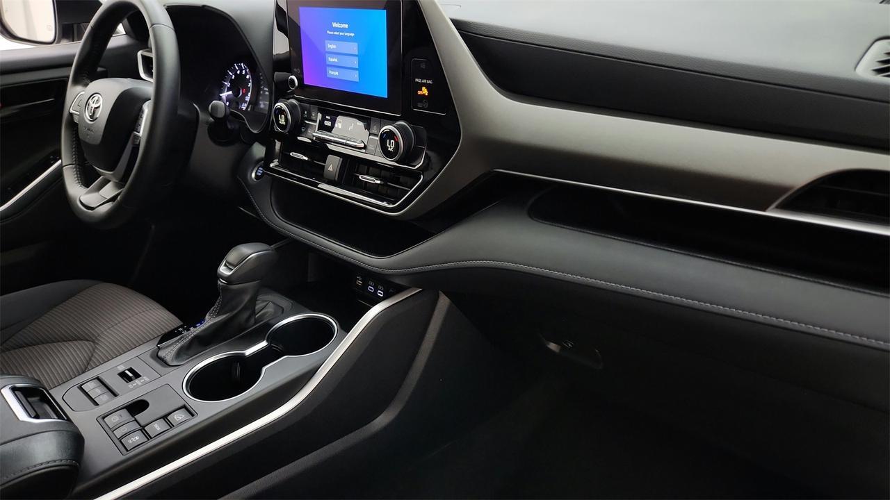 2024 Toyota Highlander LE Fredericksburg VA