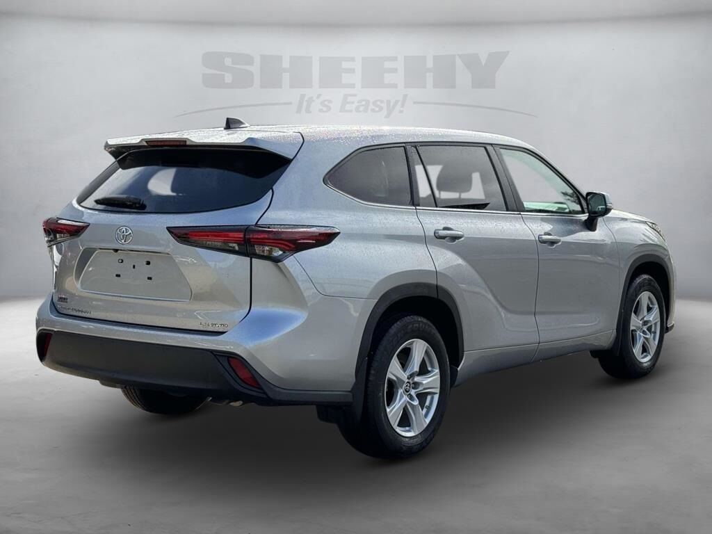 2024 Toyota Highlander LE Fredericksburg VA