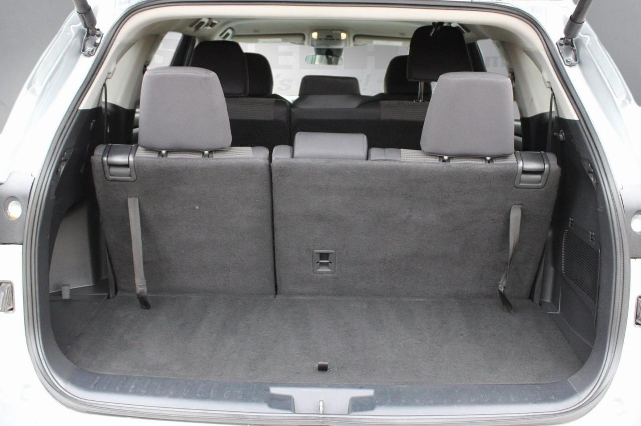 2024 Toyota Highlander LE Stafford VA