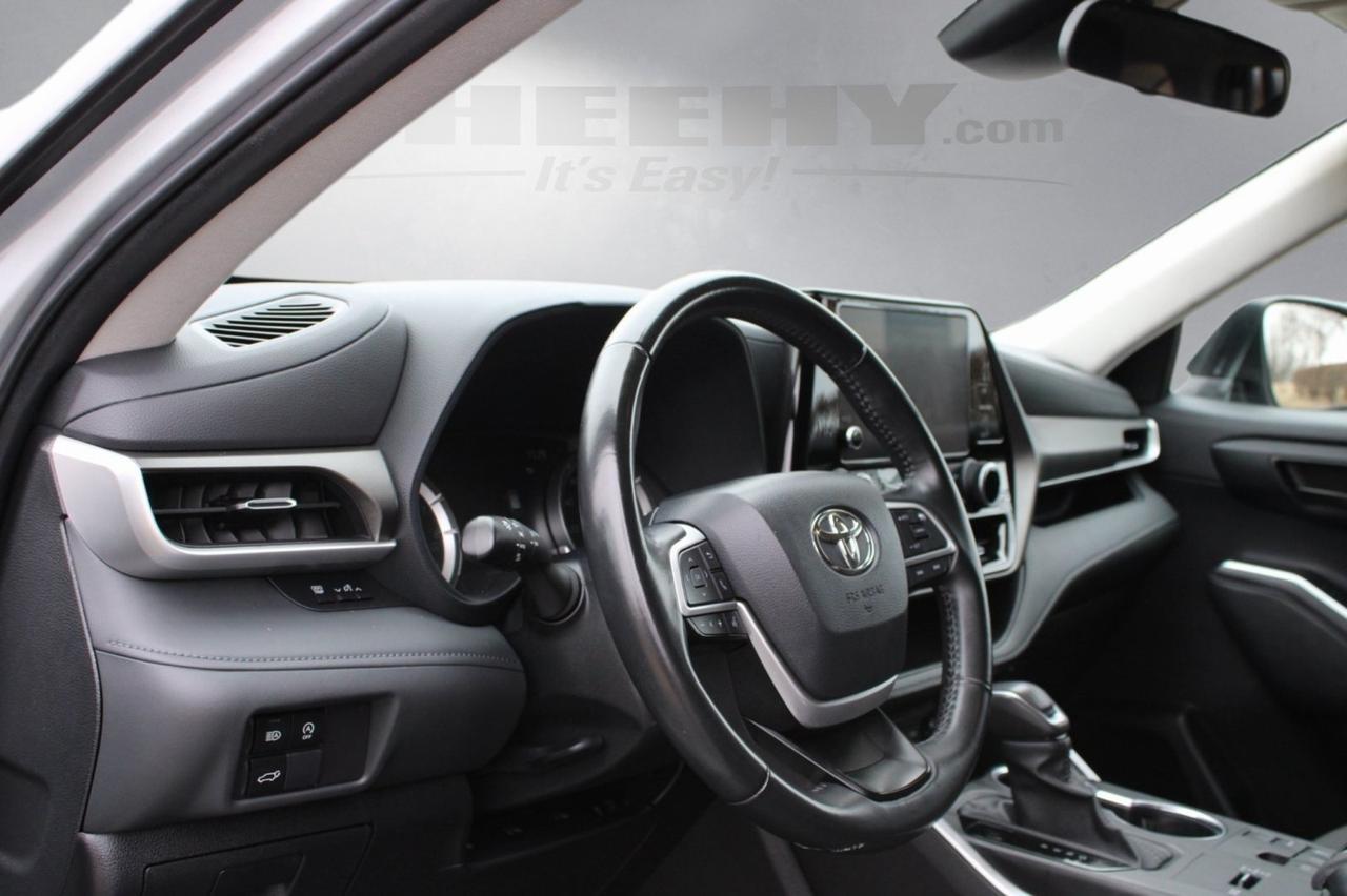 2024 Toyota Highlander LE Stafford VA