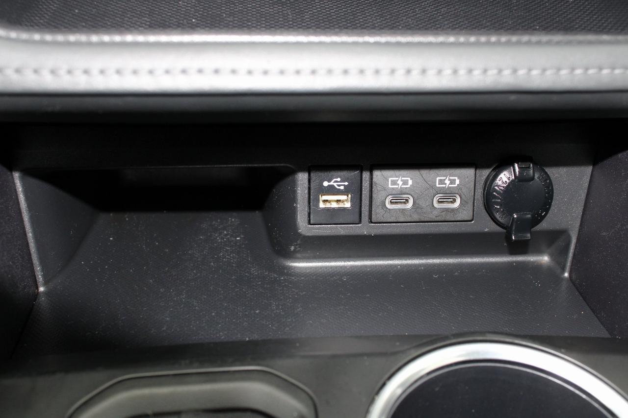 2024 Toyota Highlander LE Stafford VA