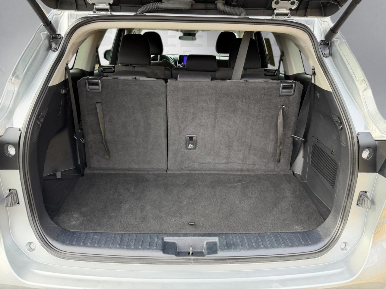 2024 Toyota Highlander LE Stafford VA