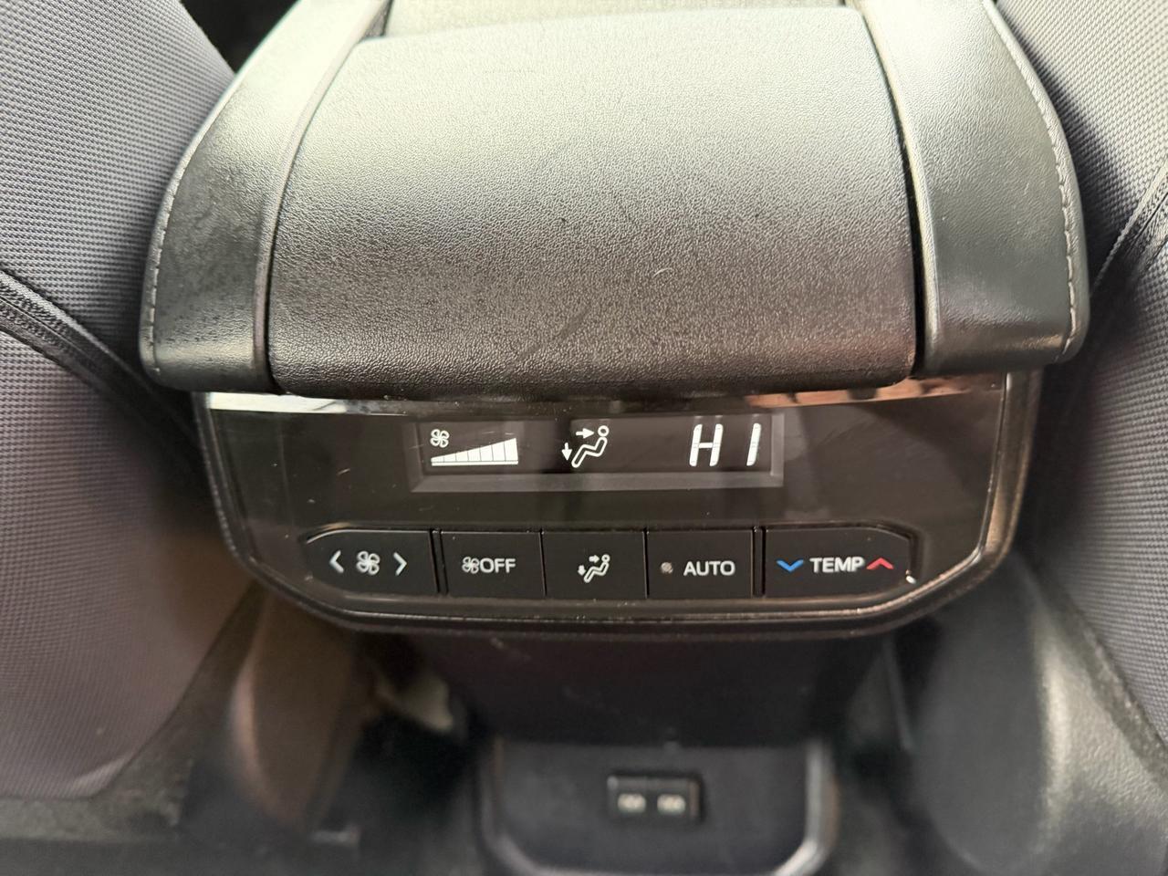 2024 Toyota Highlander LE Stafford VA