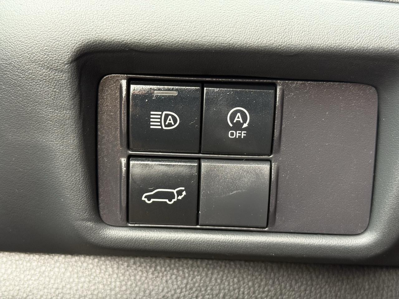 2024 Toyota Highlander LE Stafford VA