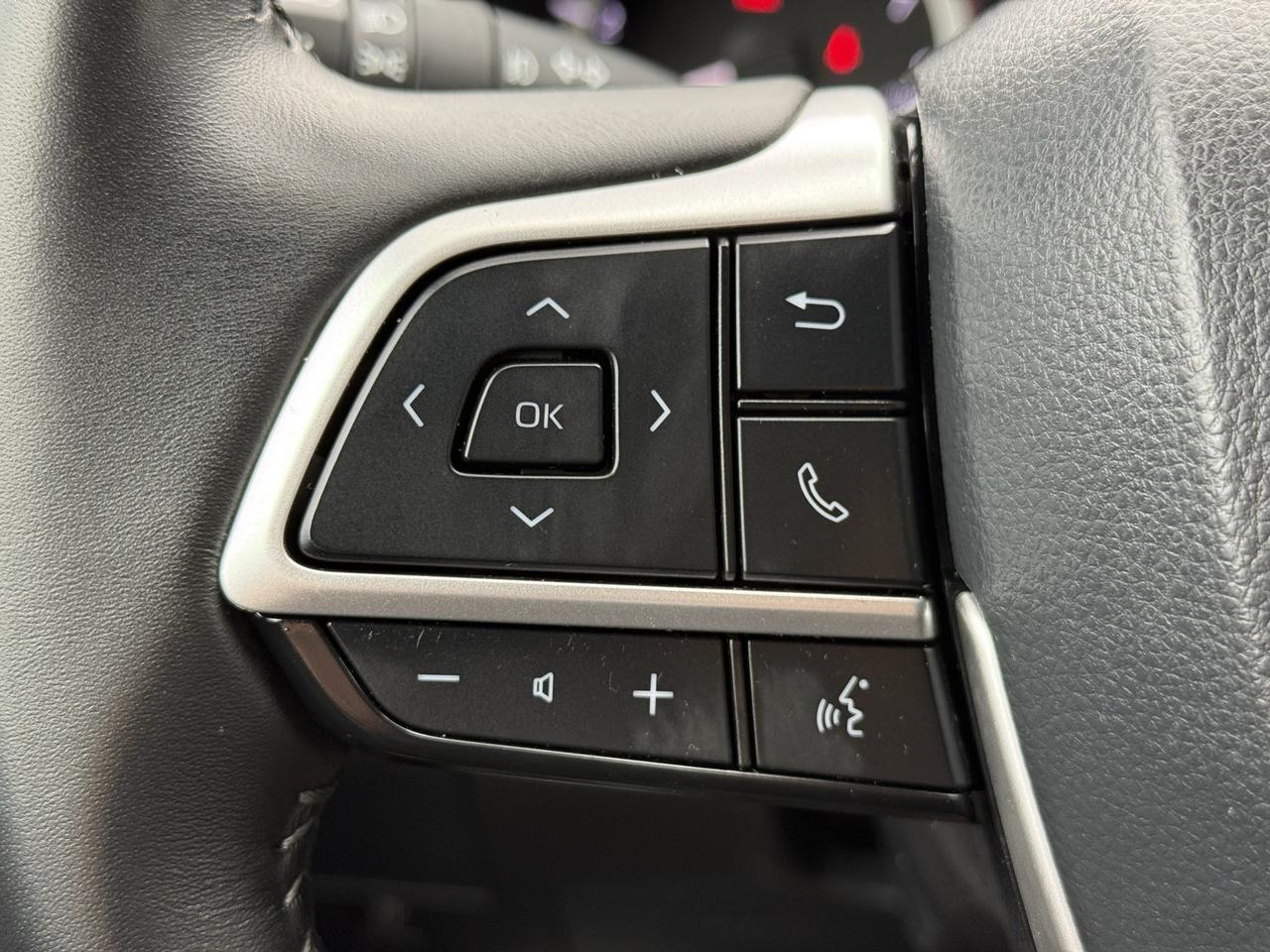 2024 Toyota Highlander LE Stafford VA