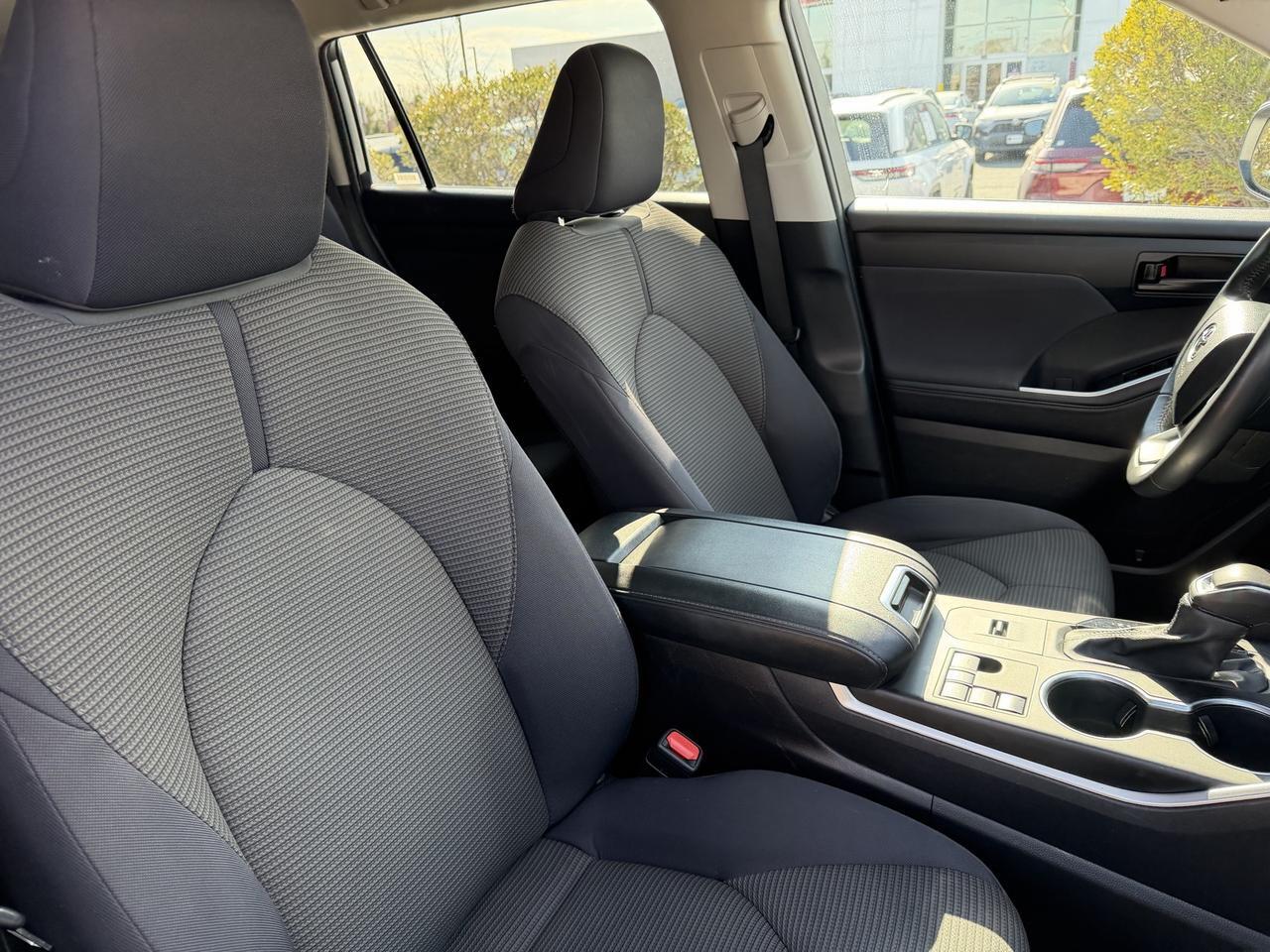 2024 Toyota Highlander LE Stafford VA