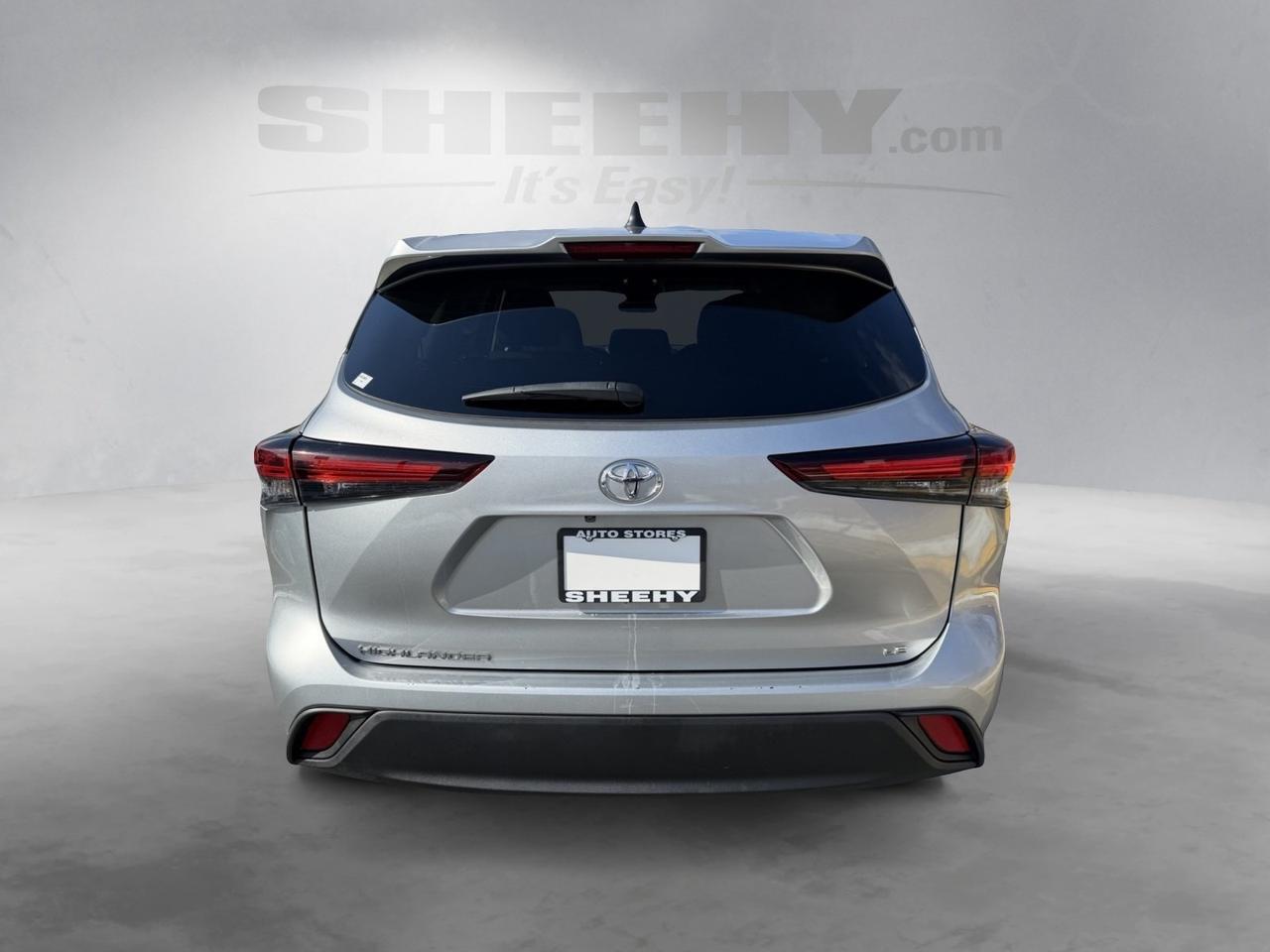 2024 Toyota Highlander LE Stafford VA