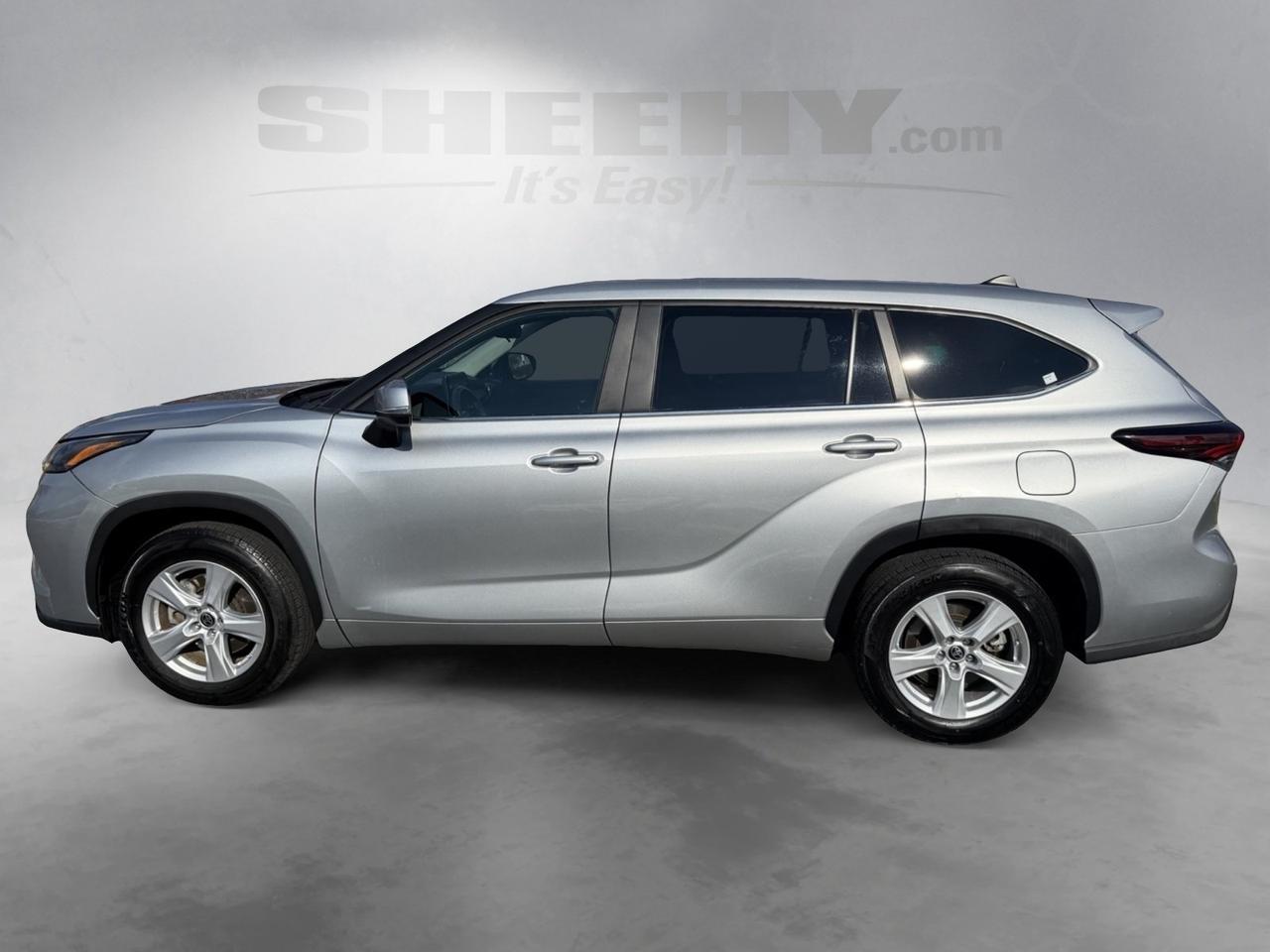 2024 Toyota Highlander LE Stafford VA