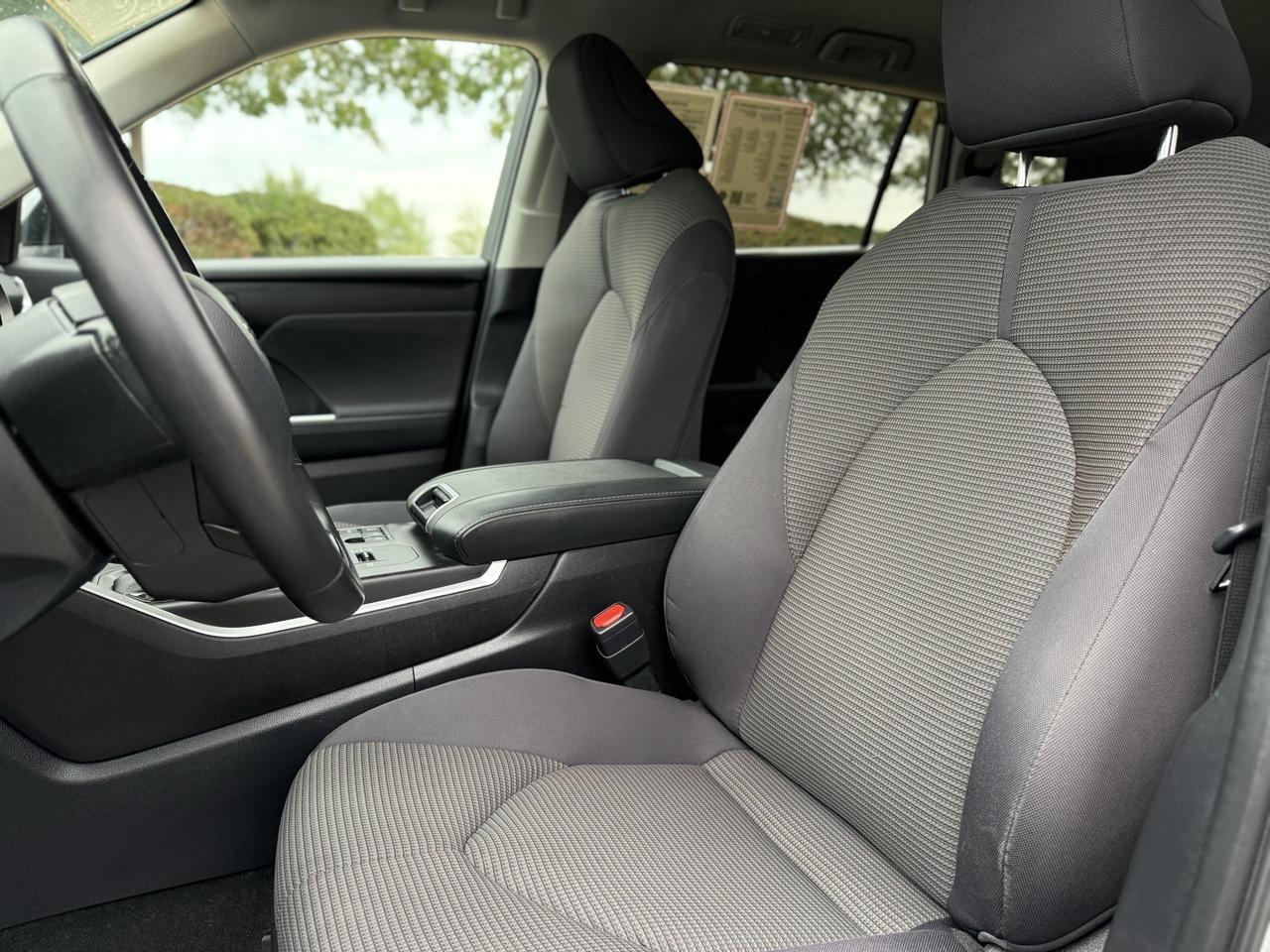 2024 Toyota Highlander LE Stafford VA