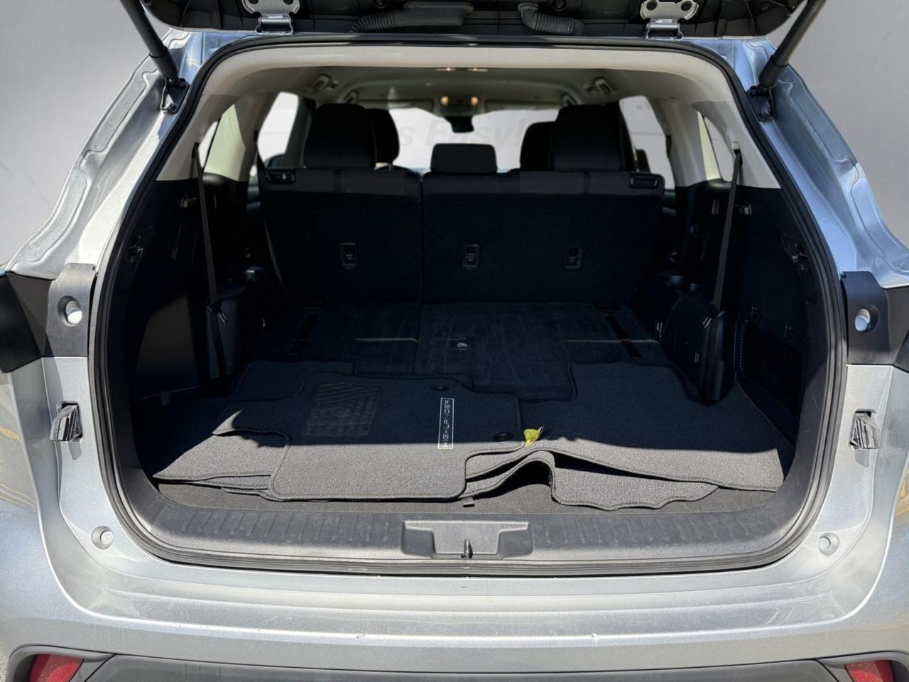 2024 Toyota Highlander LE Stafford VA