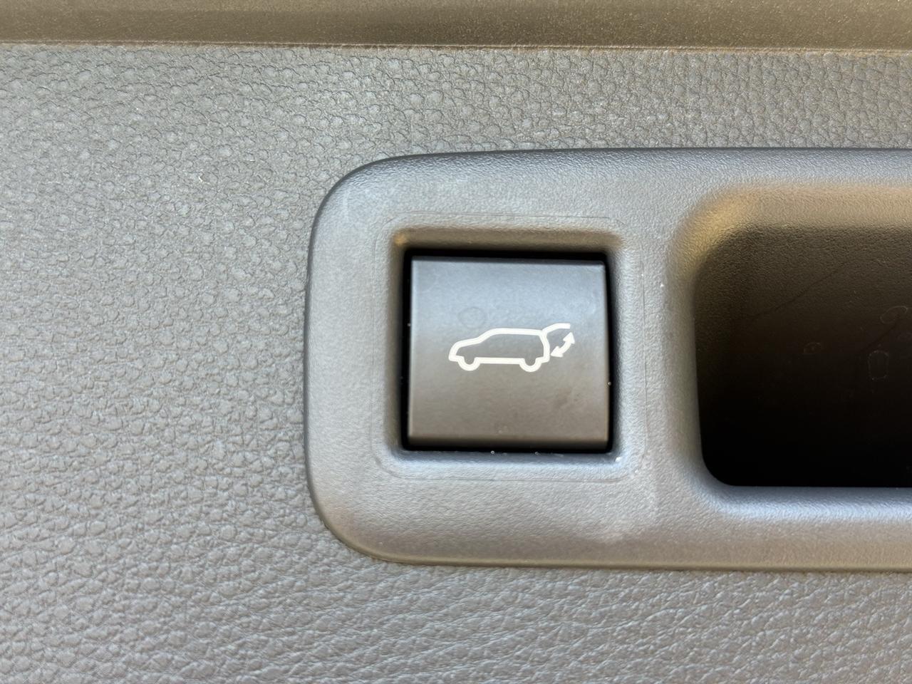 2024 Toyota Highlander LE Stafford VA
