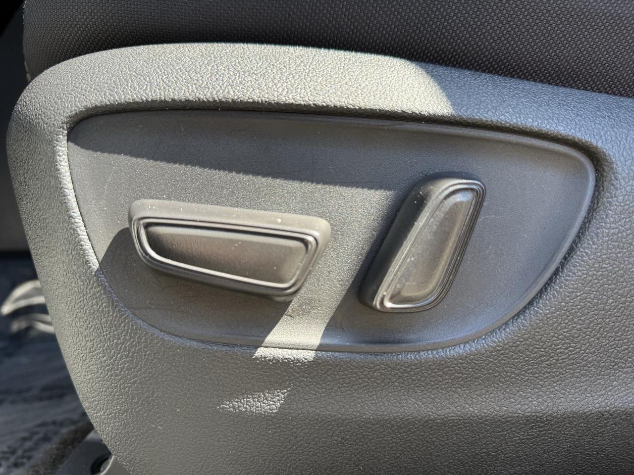 2024 Toyota Highlander LE Stafford VA