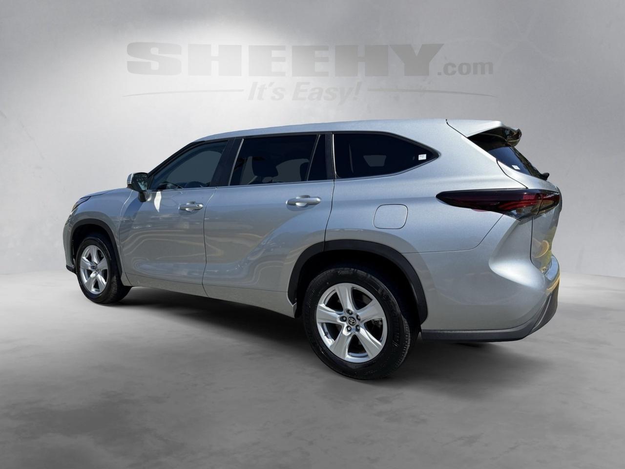 2024 Toyota Highlander LE Stafford VA