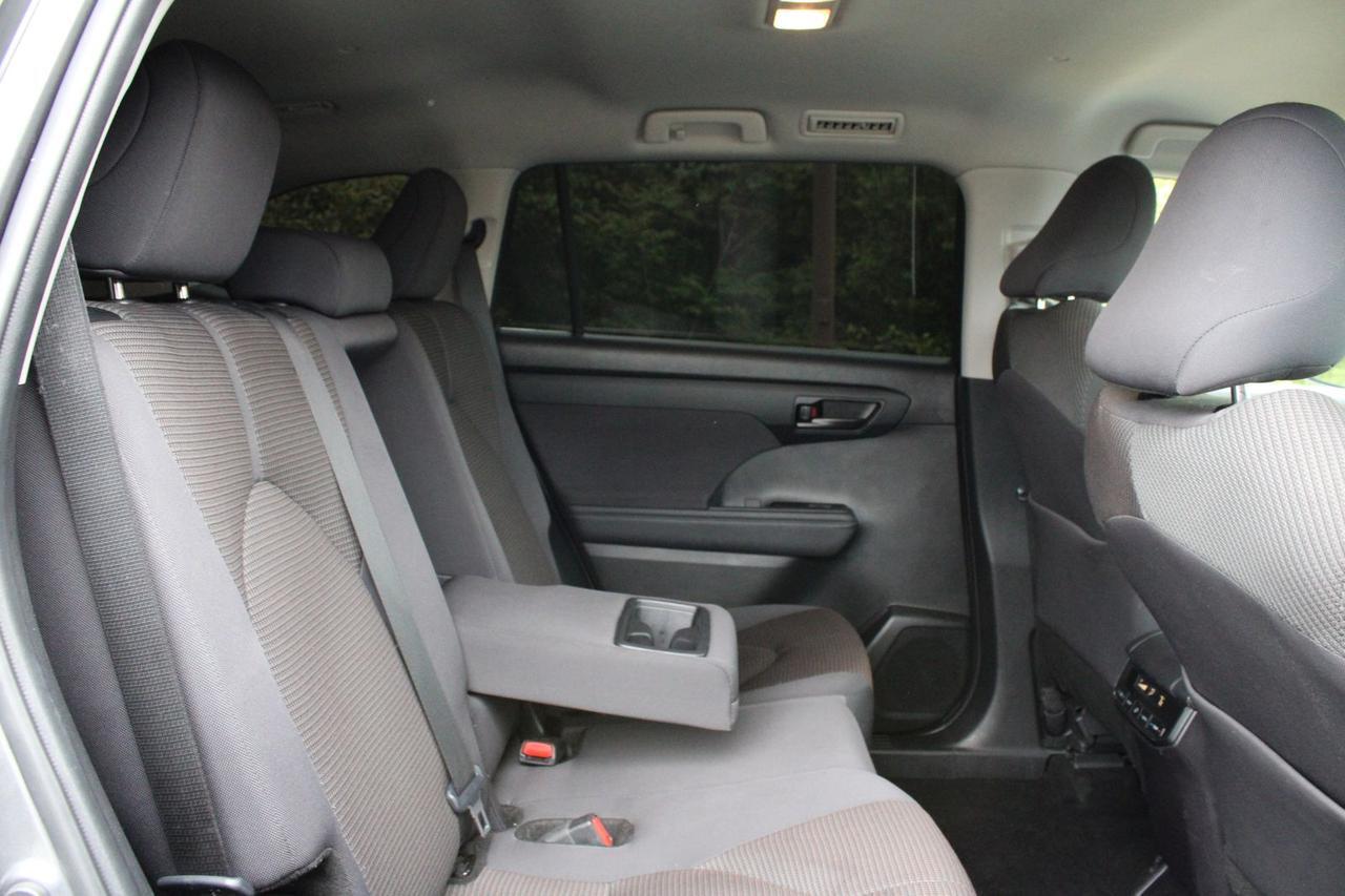 2024 Toyota Highlander LE Stafford VA