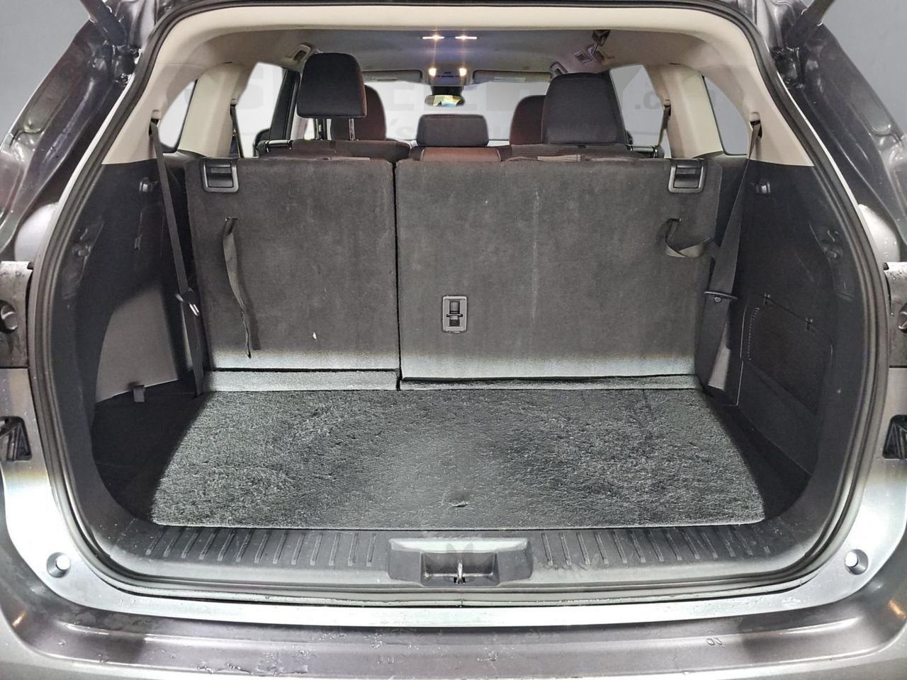 2024 Toyota Highlander LE Stafford VA