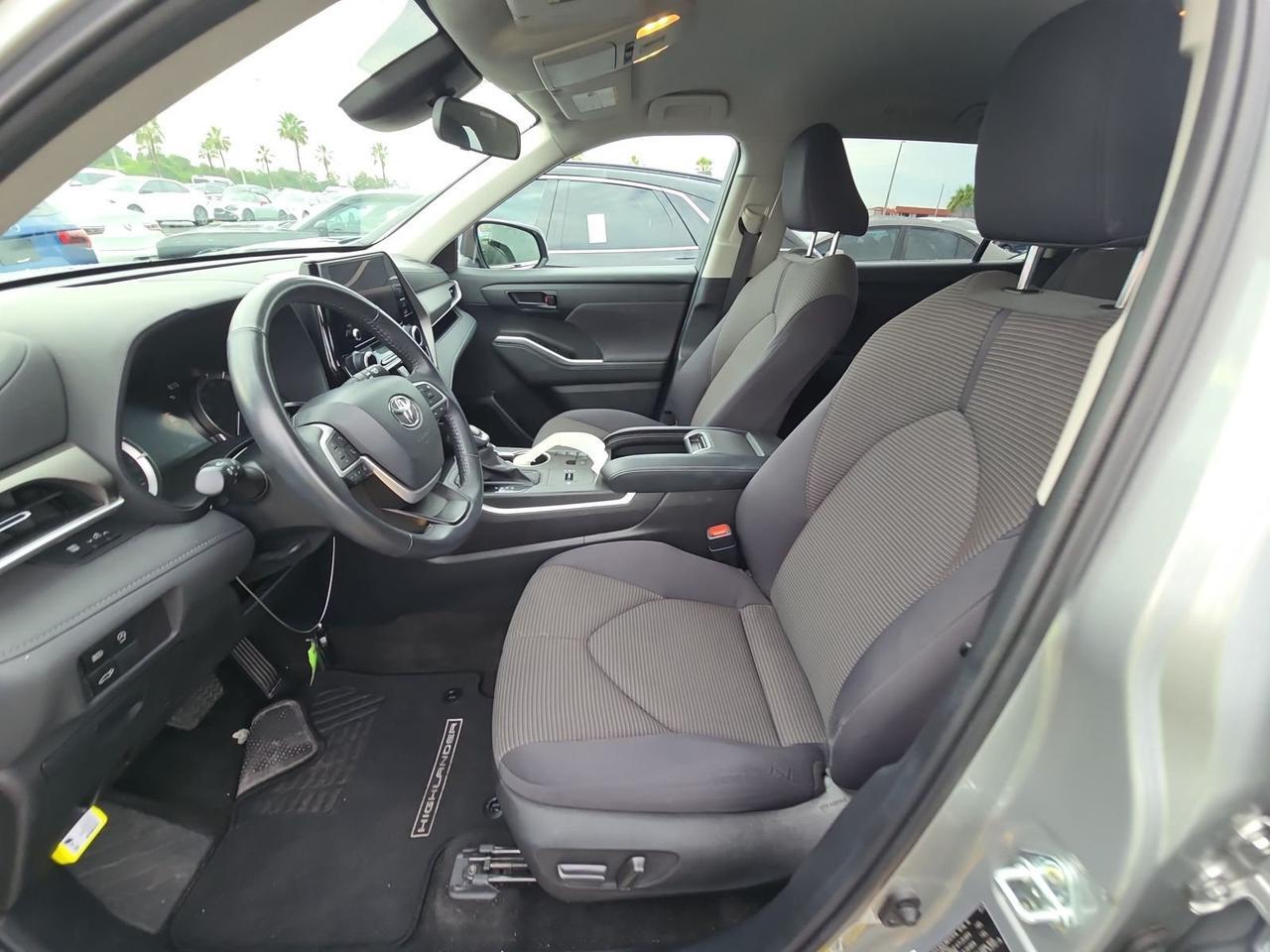2024 Toyota Highlander LE Stafford VA