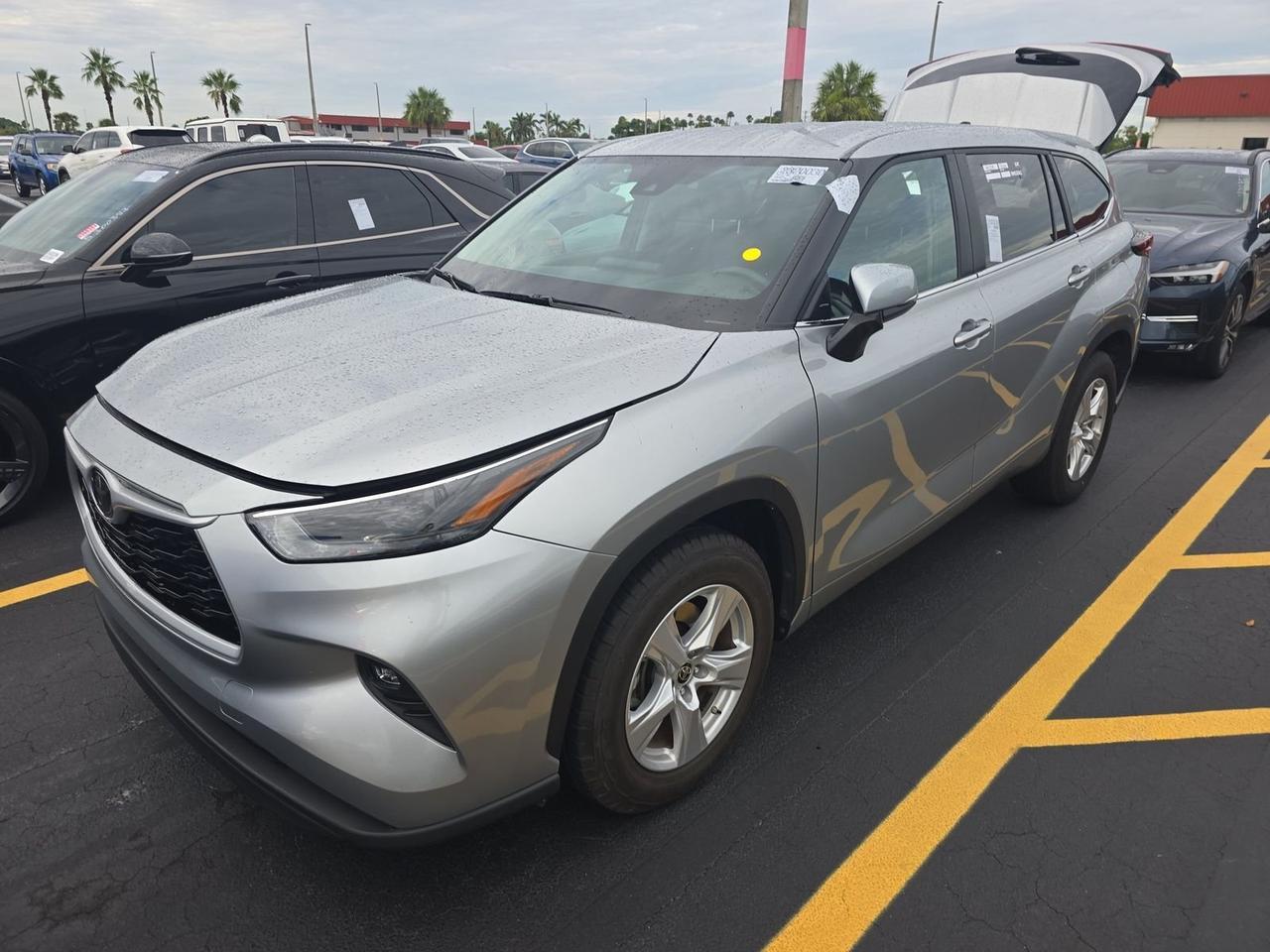 2024 Toyota Highlander LE Stafford VA