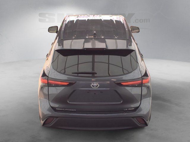 2024 Toyota Highlander LE Stafford VA