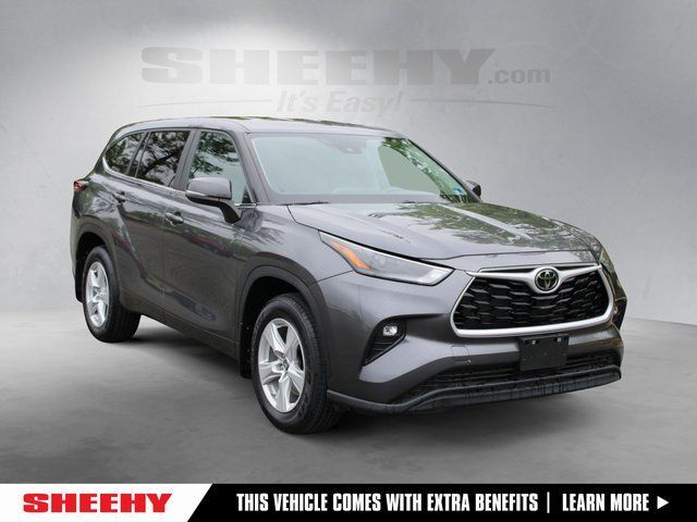 2024 Toyota Highlander LE