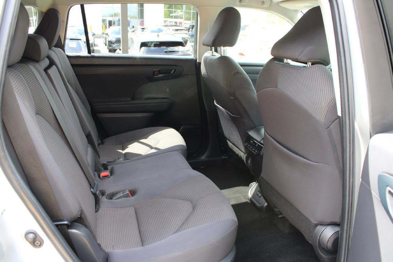 2024 Toyota Highlander LE Stafford VA