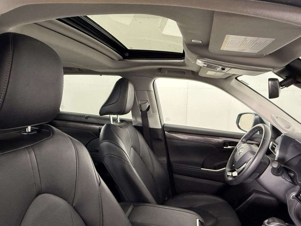 2024 Toyota Highlander Limited AWD Maumee OH
