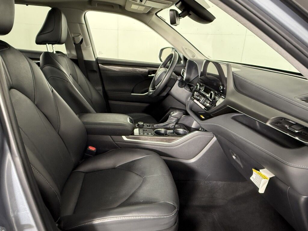 2024 Toyota Highlander Limited AWD Maumee OH