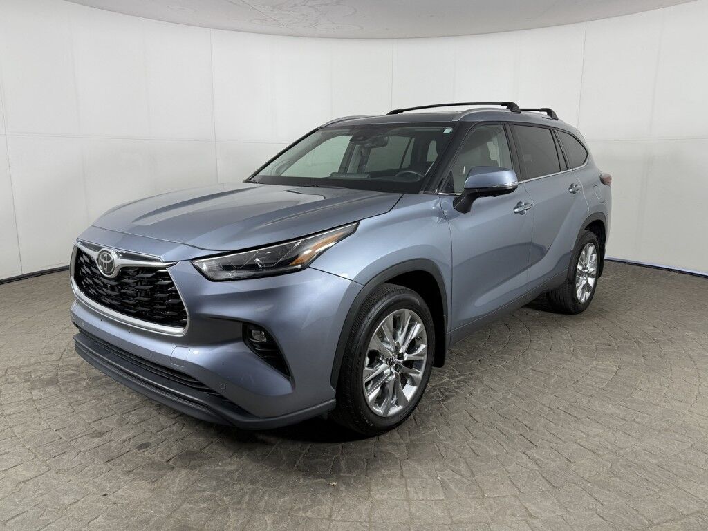 2024 Toyota Highlander Limited AWD Maumee OH