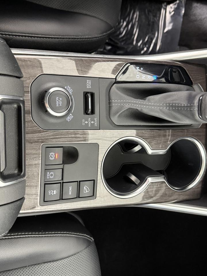 2024 Toyota Highlander Limited AWD Maumee OH