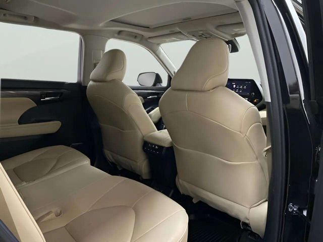 2024 Toyota Highlander Limited Dallas TX