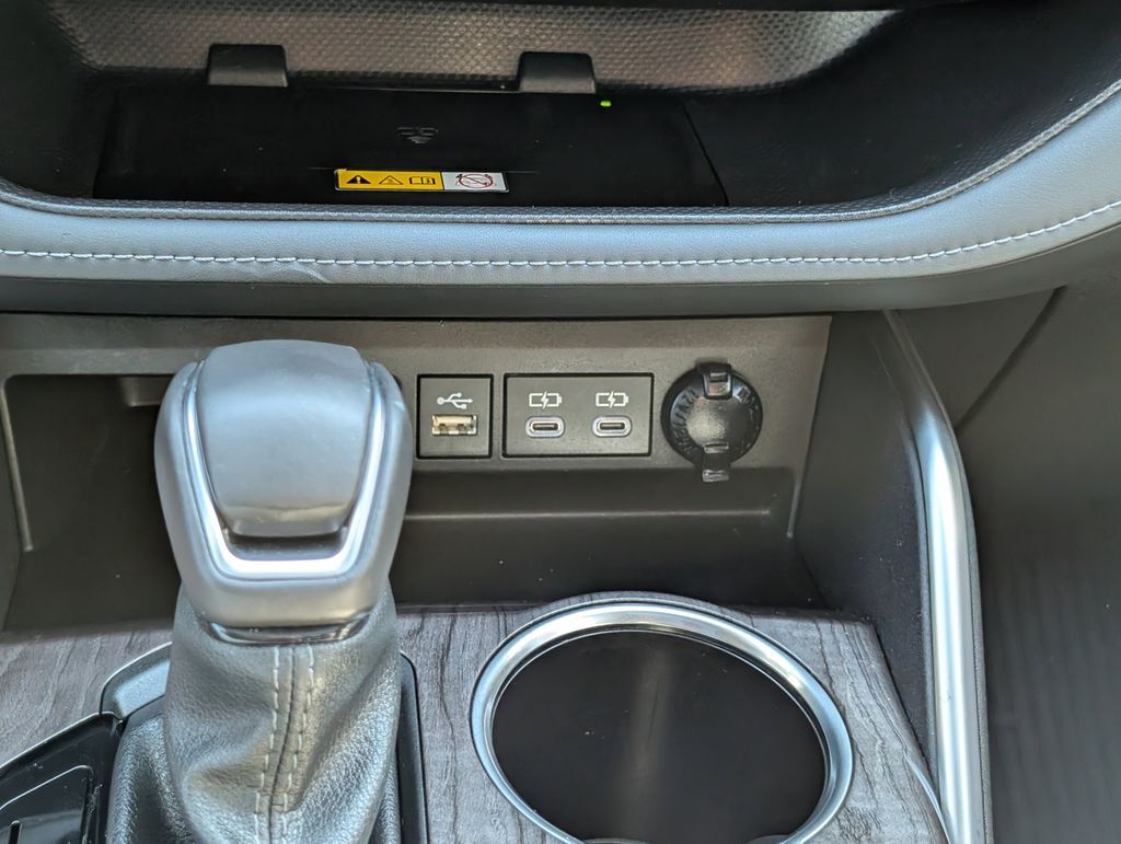 2024 Toyota Highlander Limited Cockeysville MD