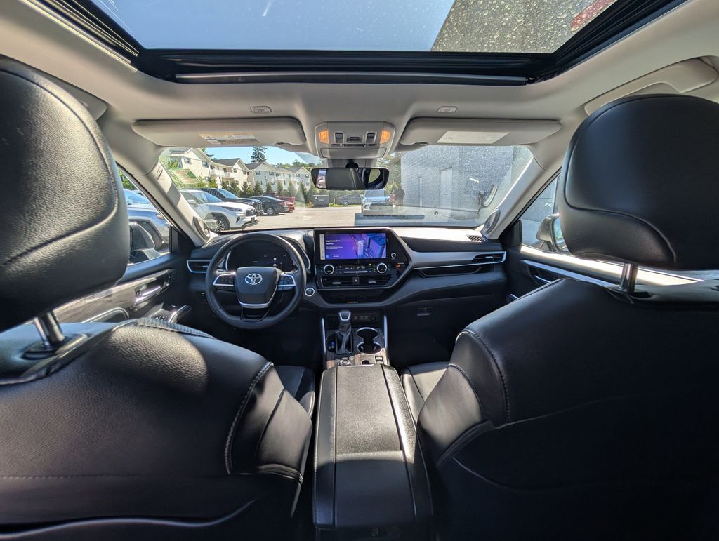 2024 Toyota Highlander Limited Cockeysville MD
