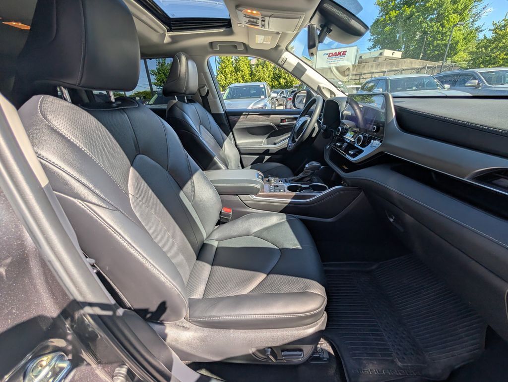2024 Toyota Highlander Limited Cockeysville MD