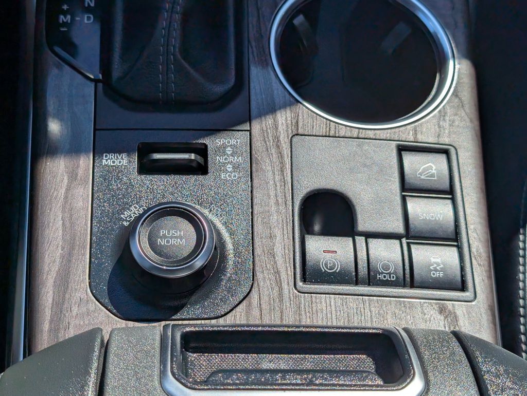 2024 Toyota Highlander Limited Cockeysville MD
