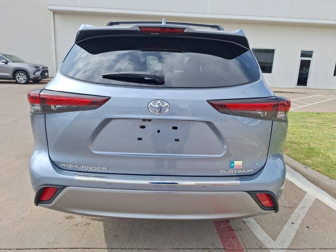 2024 Toyota Highlander Platinum Hurst TX