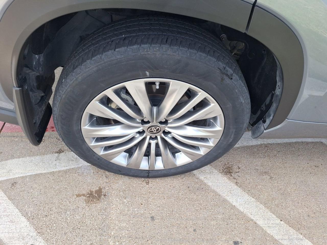 2024 Toyota Highlander Platinum Hurst TX